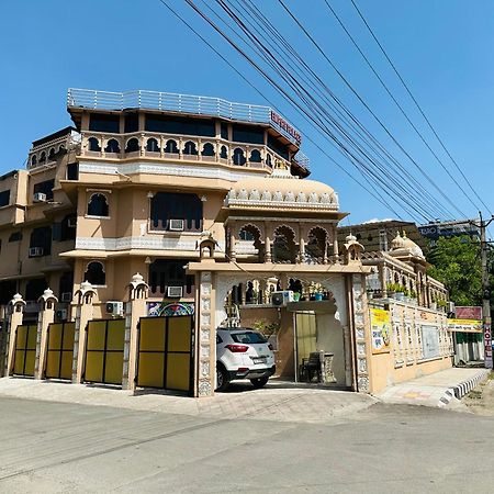 Empire Palace Hotel Udaipur Exterior photo